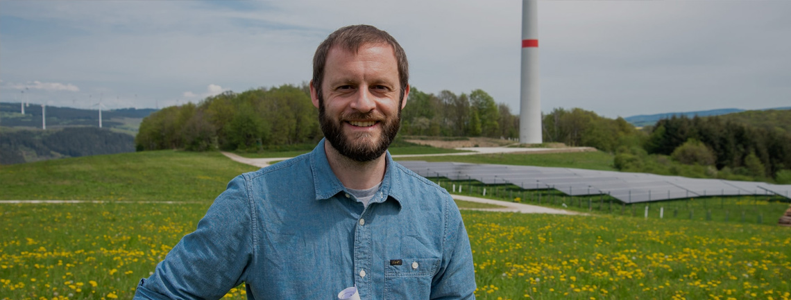 header_mann_feld.jpg